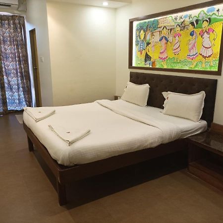 Hotel Ronaldos Old Goa Panaji Exterior foto